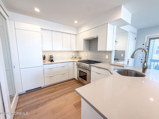 123 Ashley Avenue, Brielle, NJ 08730