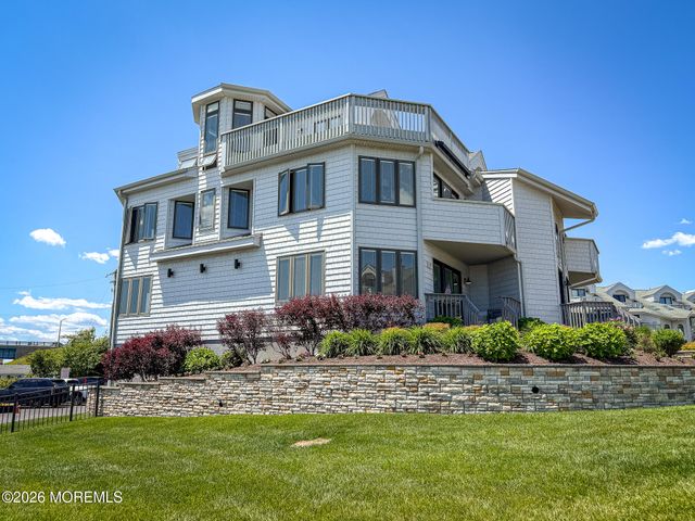 123 Ashley Avenue, Brielle, NJ 08730