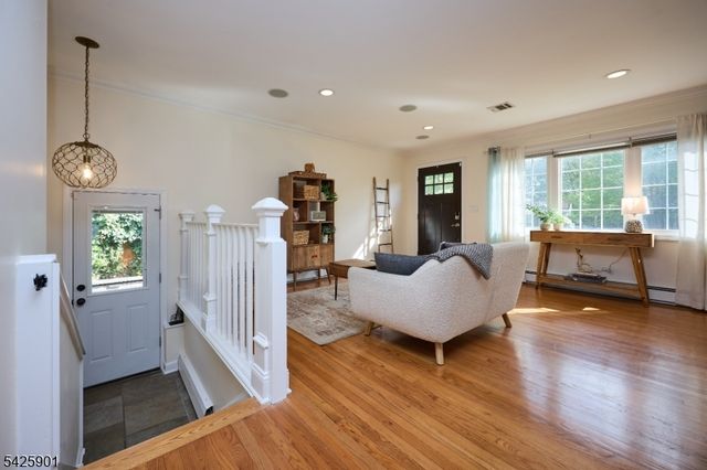 263 Gardner Ave, South Orange Village Twp., NJ 07079