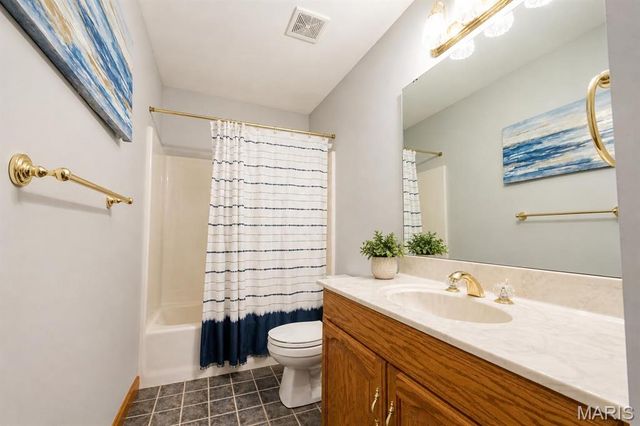 128 Callaway Court, O'fallon, IL 62269
