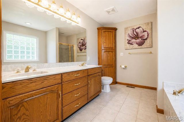 128 Callaway Court, O'fallon, IL 62269