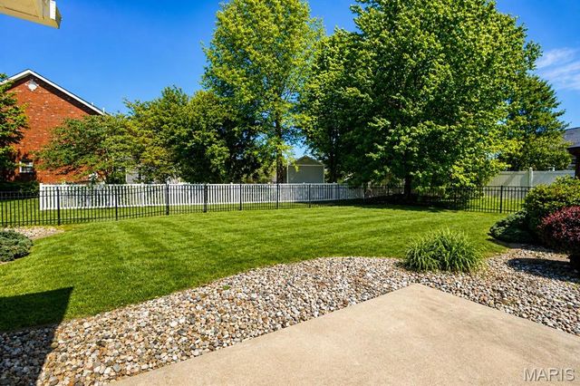 128 Callaway Court, O'fallon, IL 62269