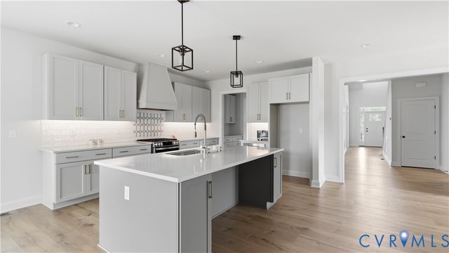 12400 N Crossing Dr, Goochland, VA 23103