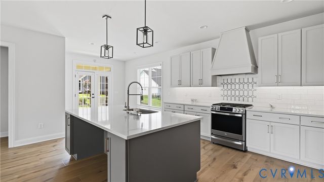 12400 N Crossing Dr, Goochland, VA 23103