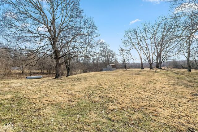 7291 E Spring Lake Road, Mooresville, IN 46158