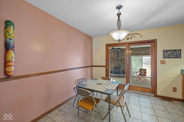 7291 E Spring Lake Road, Mooresville, IN 46158