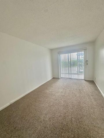 3063 Ainslie D, Boca Raton, FL 33434