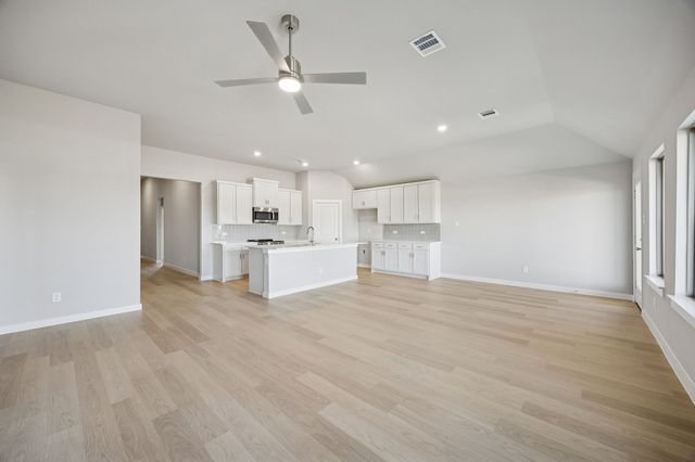 1533 Oakdale Drive, Kaufman, TX 75142