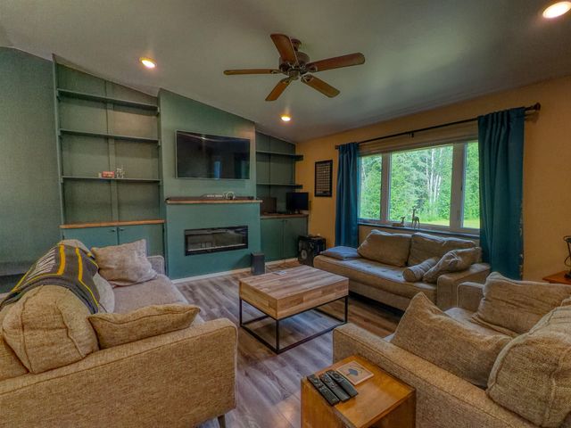 2095 STARFOX DRIVE, North Pole, AK 99705
