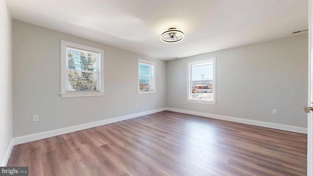 175 NEW JERSEY AVE, Absecon, NJ 08201