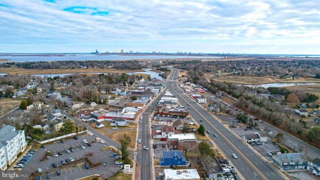 175 NEW JERSEY AVE, Absecon, NJ 08201