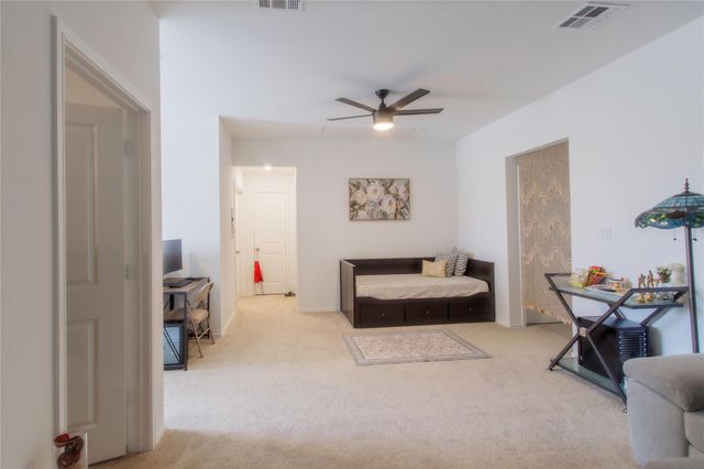 1404 E Aquilla DR, Leander, TX 78641