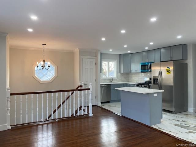 275 Beachview Street, Copiague, NY 11726