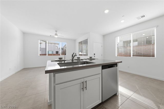 1531 Layla Crossing Avenue, Henderson, NV 89002