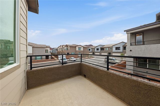 1531 Layla Crossing Avenue, Henderson, NV 89002