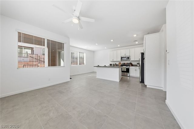 1531 Layla Crossing Avenue, Henderson, NV 89002