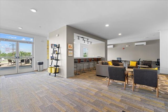 400 Herron Dr Apt 108, Nashville, TN 37210