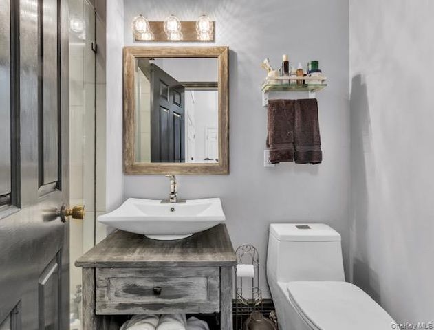 1 Rock Meadows, Putnam Valley, NY 10579