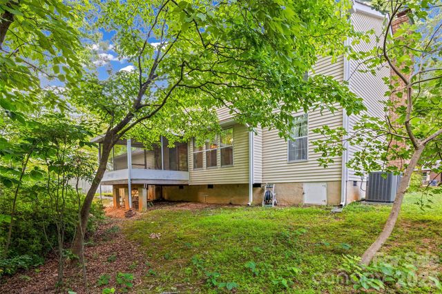6632 Wagon Oak Road, Charlotte, NC 28212