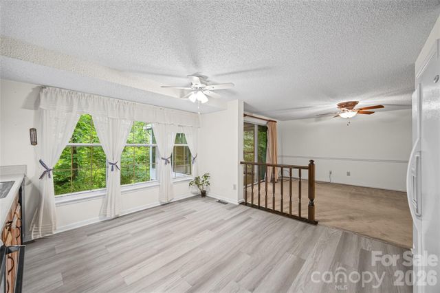 6632 Wagon Oak Road, Charlotte, NC 28212