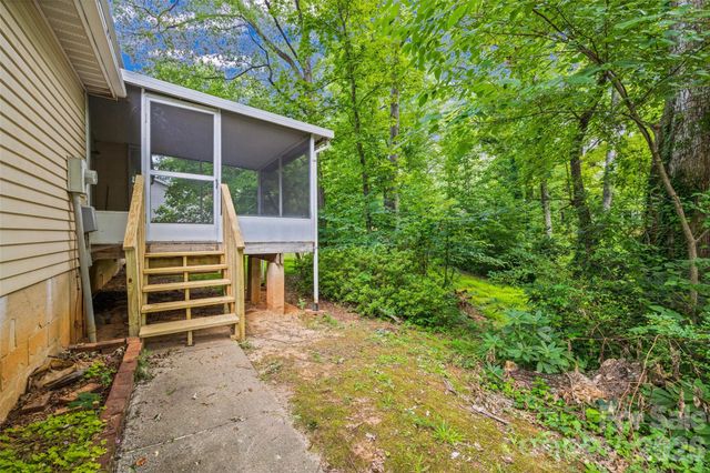 6632 Wagon Oak Road, Charlotte, NC 28212