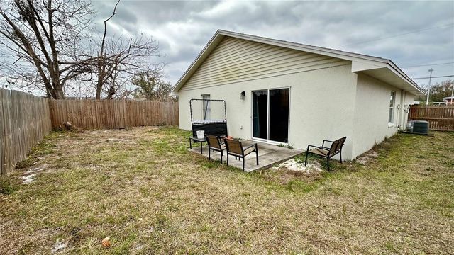 906 SE 5TH STREET, Mulberry, FL 33860