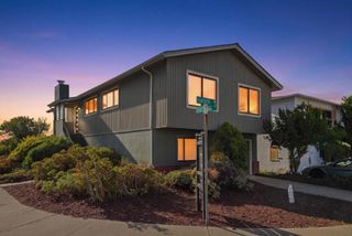 295 Edgewood Drive, Pacifica, CA 94044