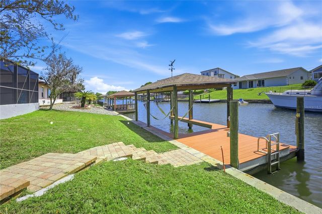 16 CEDARDALE COURT, Palm Coast, FL 32137