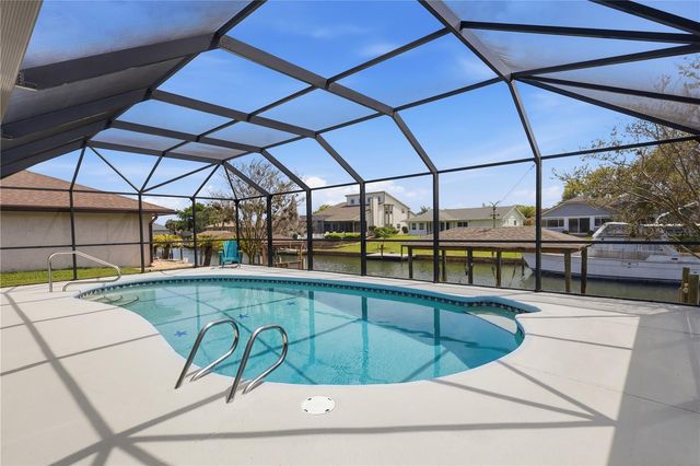 16 CEDARDALE COURT, Palm Coast, FL 32137