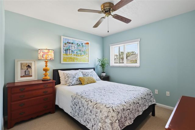 16 CEDARDALE COURT, Palm Coast, FL 32137