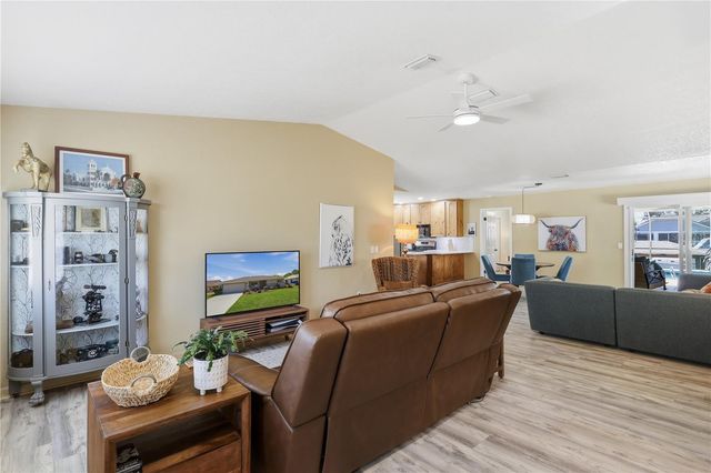 16 CEDARDALE COURT, Palm Coast, FL 32137