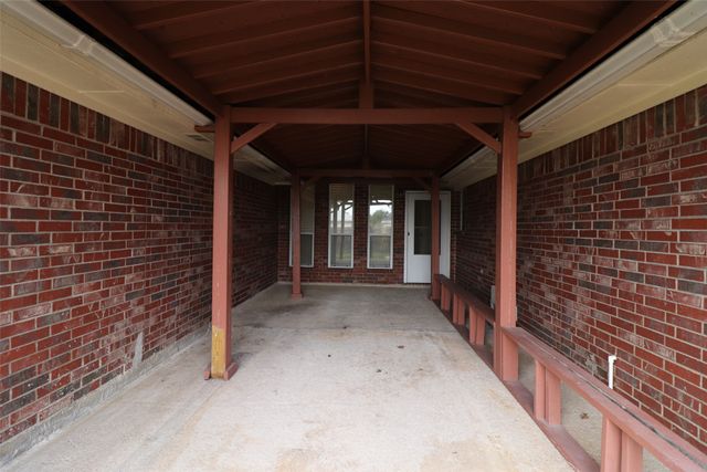 2202 Lone Pecan Drive, Garland, TX 75040