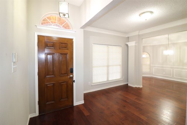 2202 Lone Pecan Drive, Garland, TX 75040