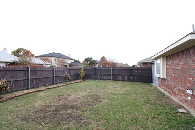 2202 Lone Pecan Drive, Garland, TX 75040
