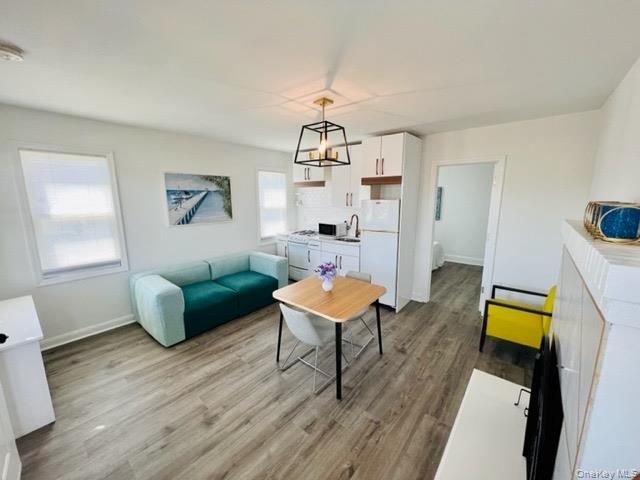 833 oceanfront Apt 1S, Long Beach, NY 11561