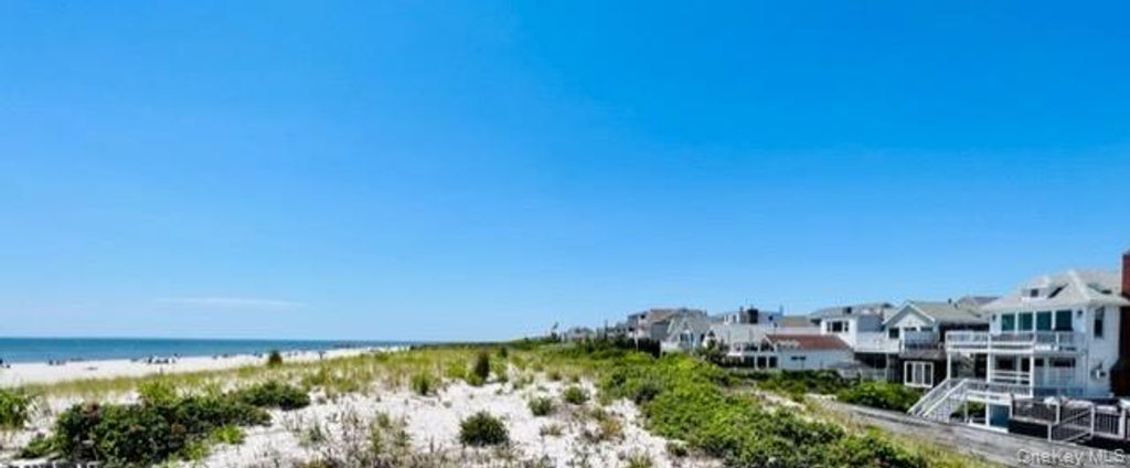 833 oceanfront Apt 1S, Long Beach, NY 11561