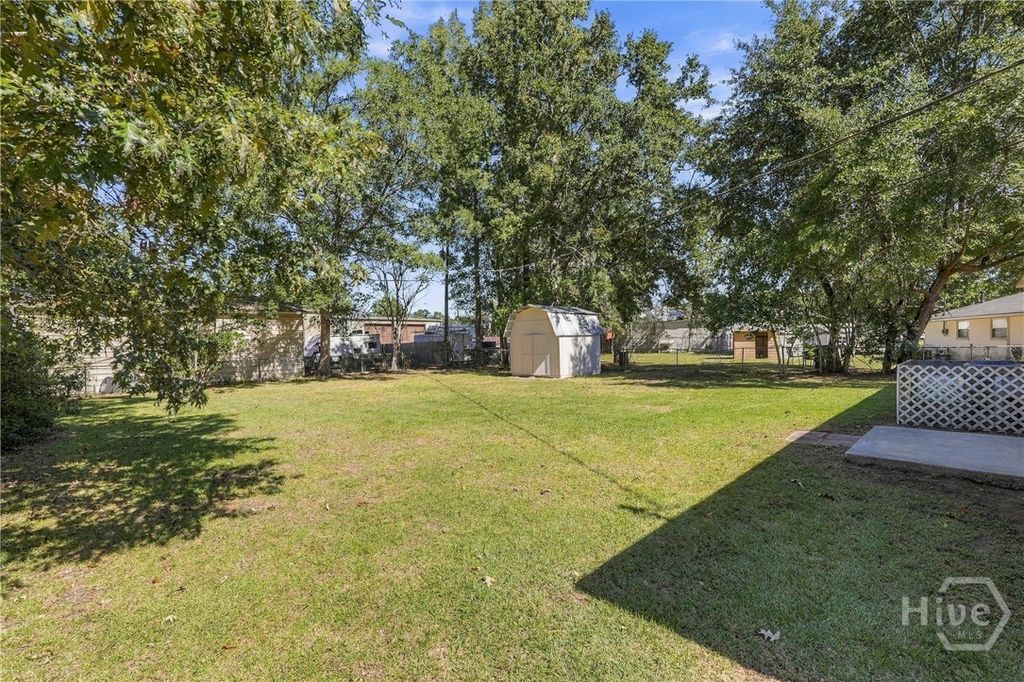 Image 21 of property listing at 108 W 15th Street, Rincon, GA 31326