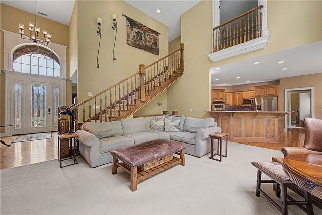 219 Ridgefield Street, Bentonville, AR 72712