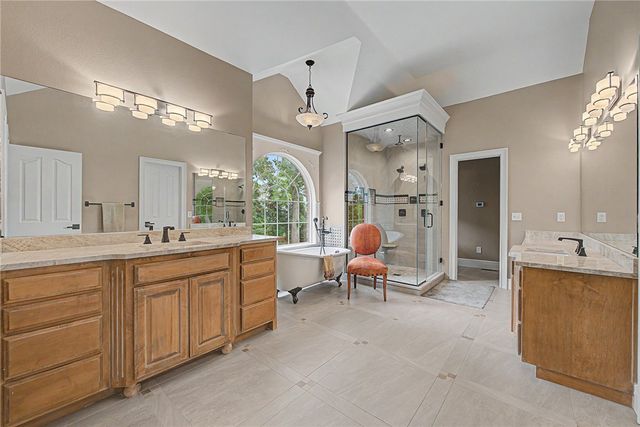 219 Ridgefield Street, Bentonville, AR 72712