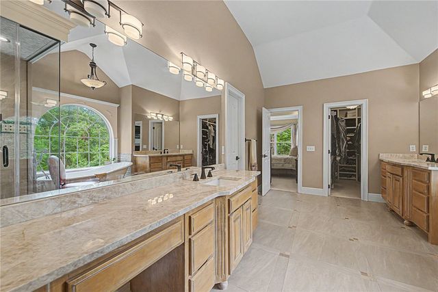 219 Ridgefield Street, Bentonville, AR 72712