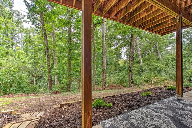 219 Ridgefield Street, Bentonville, AR 72712