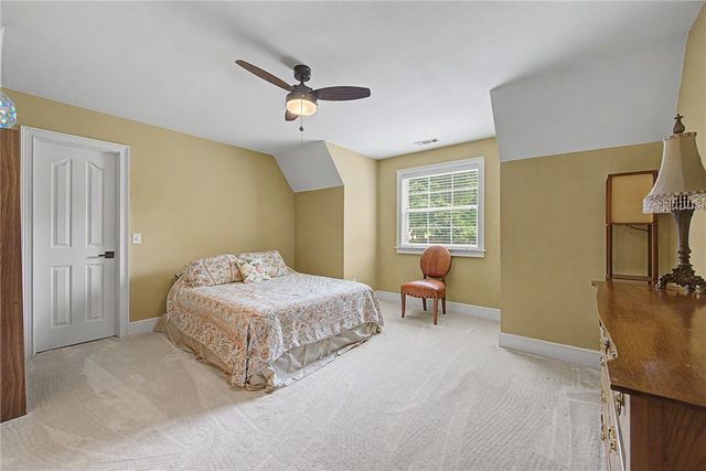 219 Ridgefield Street, Bentonville, AR 72712