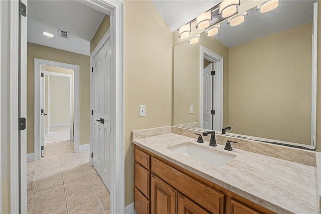 219 Ridgefield Street, Bentonville, AR 72712