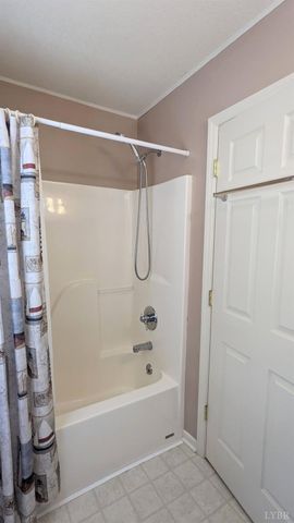 3959 Diamond Hill Road, Moneta, VA 24121