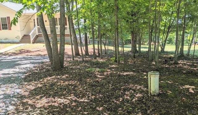 3959 Diamond Hill Road, Moneta, VA 24121