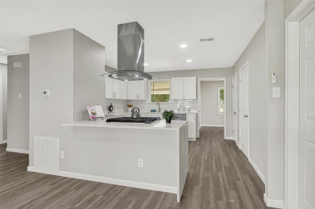 6113 Diamond Court, Texas City, TX 77591