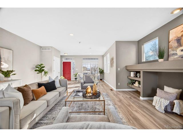 10491 Tucson St, Commerce City, CO 80022