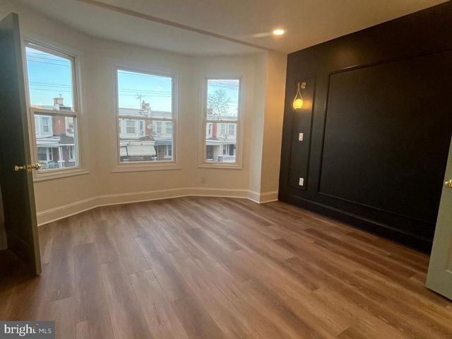 5712 CEDAR AVE, Philadelphia, PA 19143