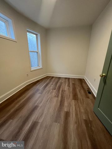 5712 CEDAR AVE, Philadelphia, PA 19143