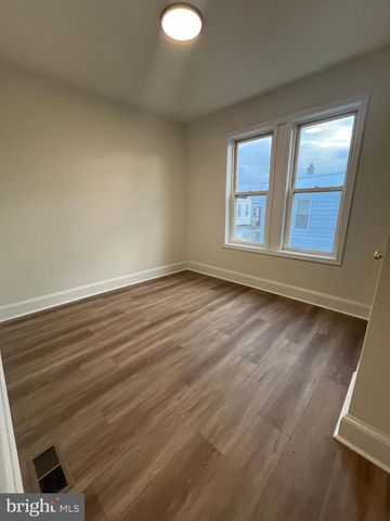 5712 CEDAR AVE, Philadelphia, PA 19143